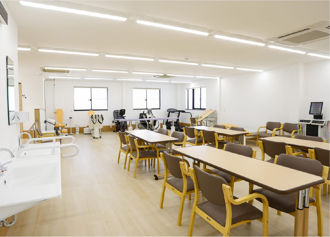 自立支援型デイサービスセンター　リプロス